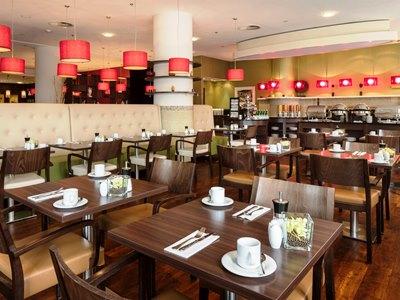 Courtyard By Marriott Hotel 4*