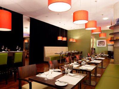 Courtyard By Marriott Hotel