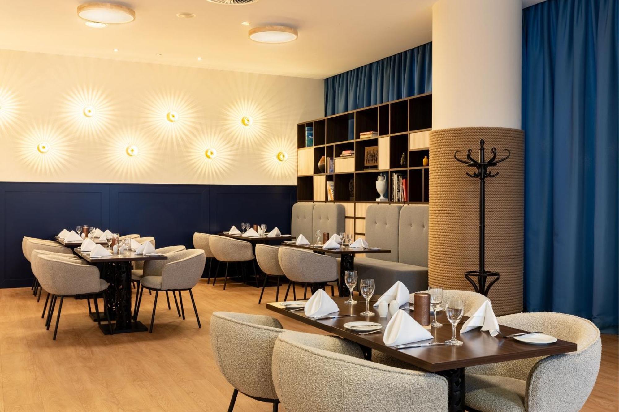 Courtyard By Marriott