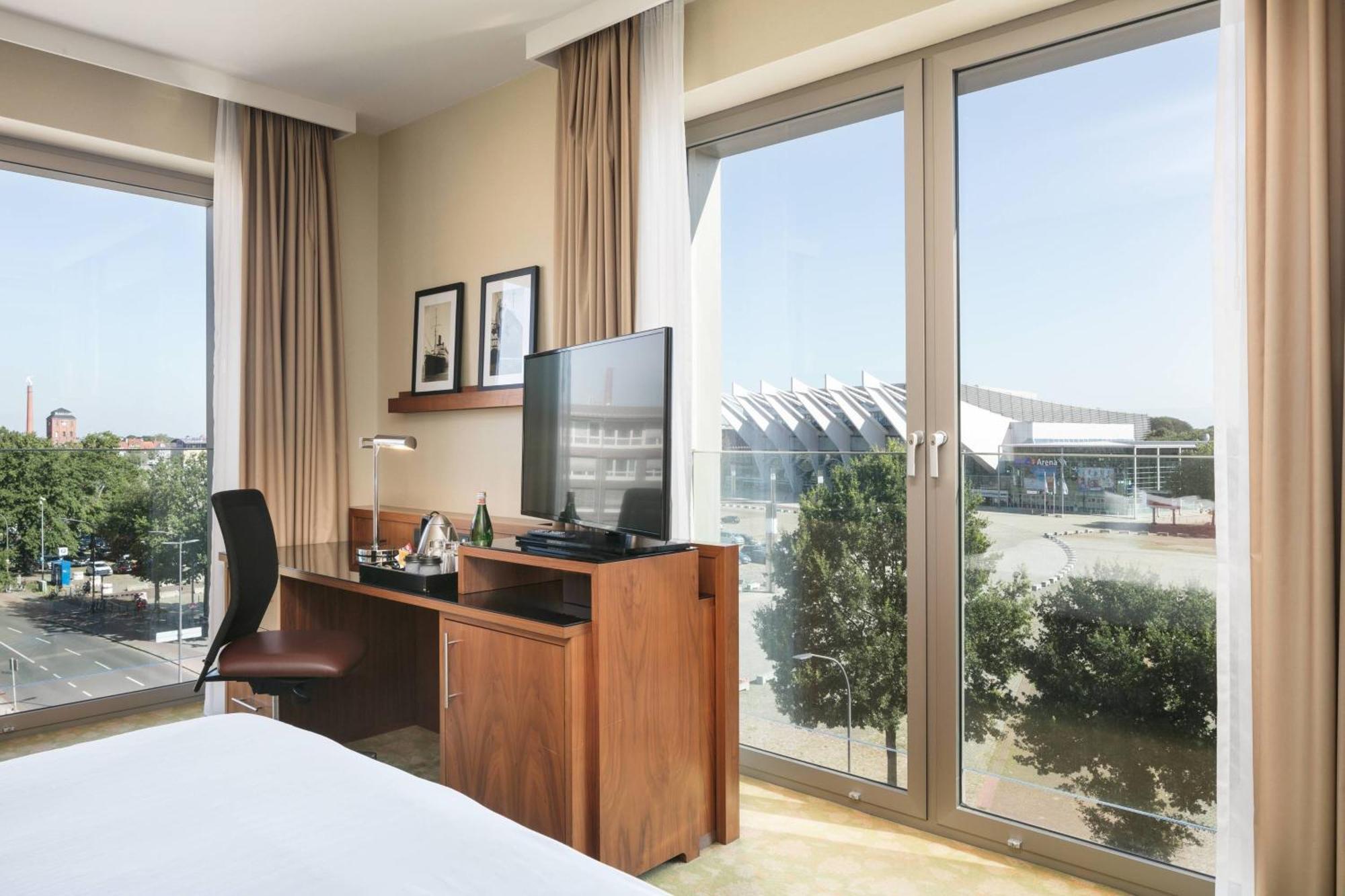 Courtyard By Marriott Hotel 4*
