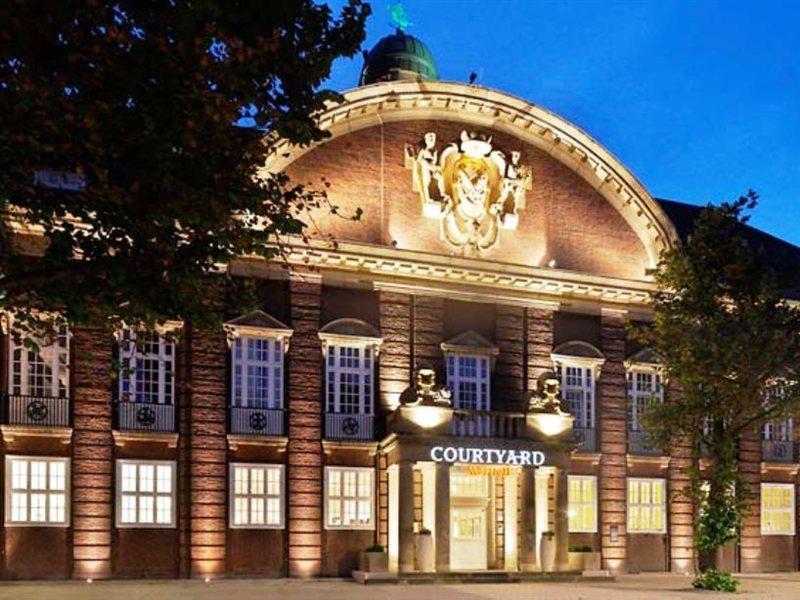 Hotel Courtyard By Marriott 4*