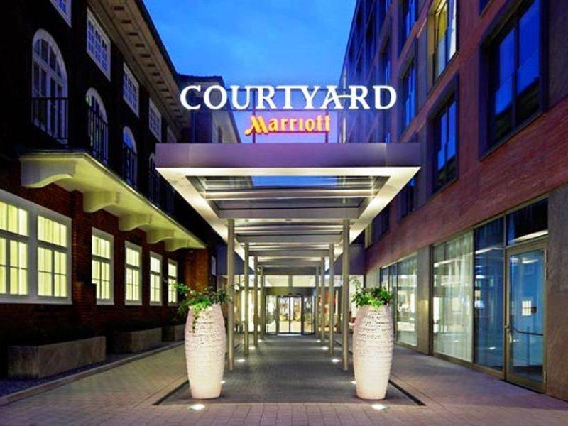 Courtyard By Marriott