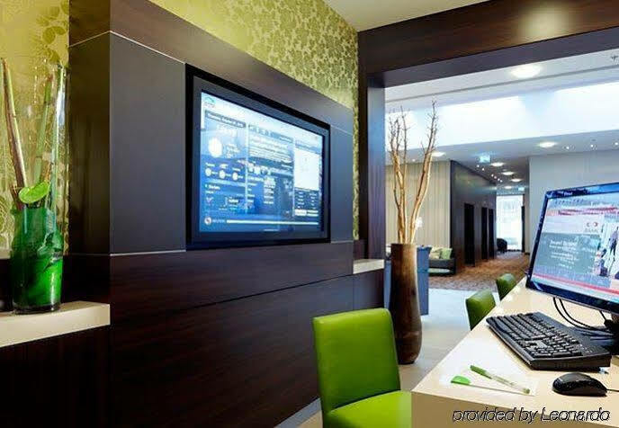 Courtyard By Marriott Hotel BRE